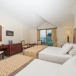 Hotel Grand Ring 5*
