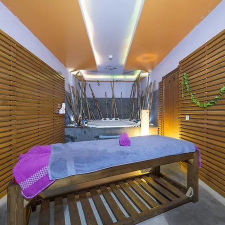 Grand Ring 5* كمر