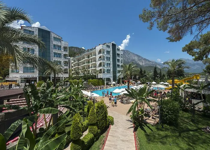 Hotell Grand Ring 5*