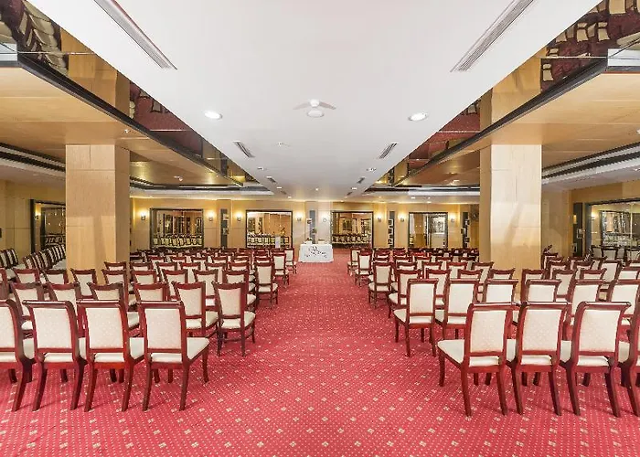 Grand Ring Hotell 5*