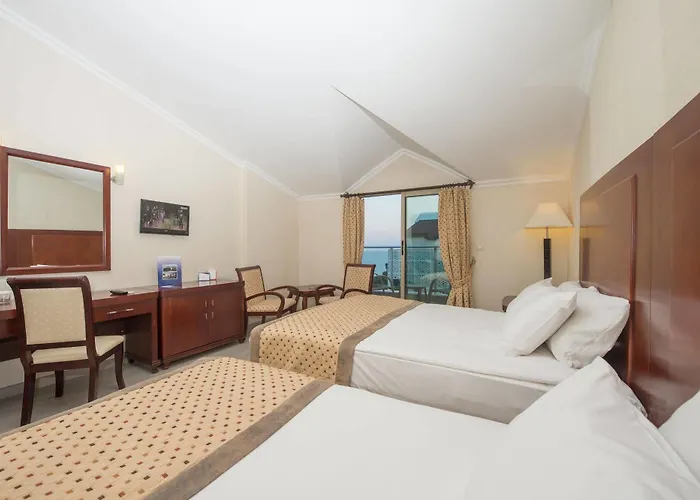 Hotell Grand Ring 5*